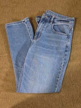 American Eagle Outfitters Light Blue High-Rise Jeans